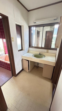 松山市越智３丁目の中古一戸建ての画像