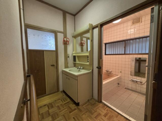 新居浜市東雲町３丁目の中古一戸建ての画像