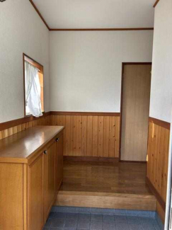 松山市西長戸町の中古一戸建ての画像