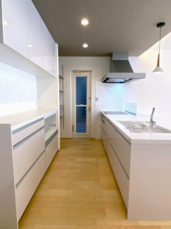 松山市南斎院町の新築一戸建ての画像