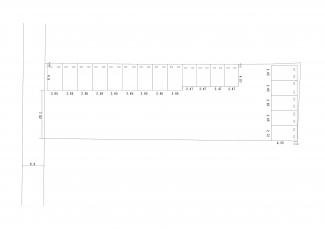道路向かいの駐車場の配置図