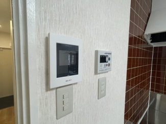 モニター付きインターフォン完備