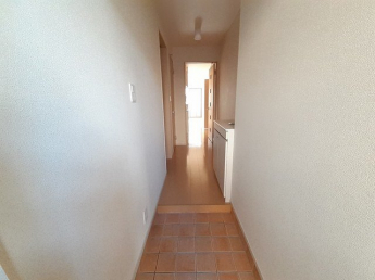 毎日通る玄関はこちらです