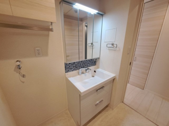 【独立洗面所】