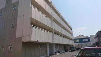 近江八幡市西本郷町東のマンションの画像