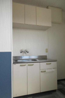 キッチン　費用負担は入居時から全て借主負担