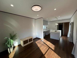 松山市安城寺町の中古一戸建ての画像