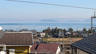 二階から琵琶湖パノラマ眺望