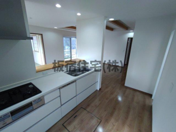 須磨区大手町７丁目借地権付中古戸建の画像