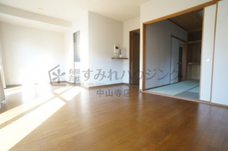 【居間・リビング】