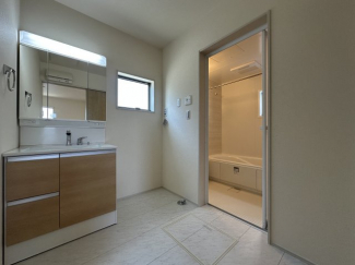 【独立洗面台】