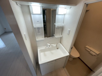 【独立洗面所】