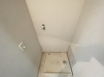 室内洗濯機置き場です
