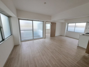 【居間・リビング】