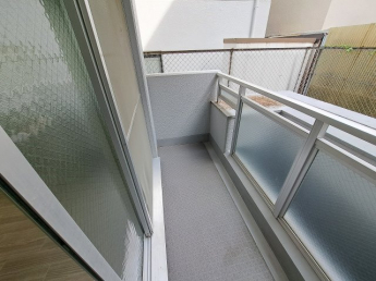 【バルコニー】