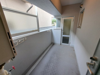 【バルコニー】