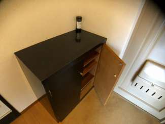 シューズボックス