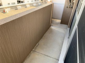 【バルコニー】