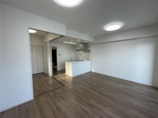 【居間・リビング】