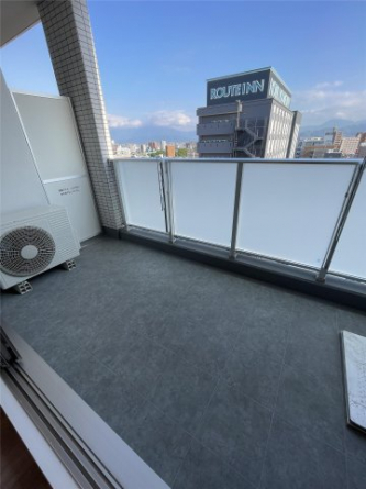 【バルコニー】