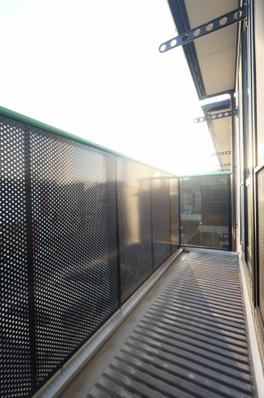 【バルコニー】