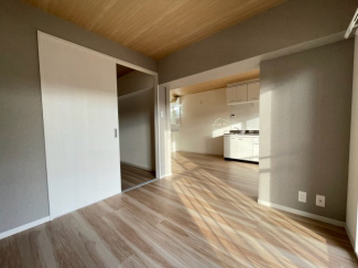 【居間・リビング】