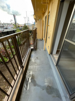 【バルコニー】
