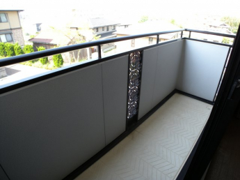 【バルコニー】