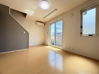 【居間・リビング】