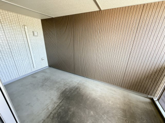 【バルコニー】