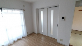 【居間・リビング】