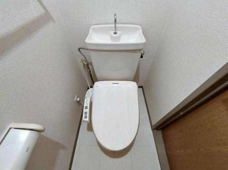 新居浜市中萩町のアパートの画像