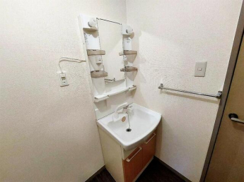 新居浜市中萩町のアパートの画像