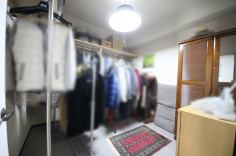 荷物置きとして使われている4.5帖洋室