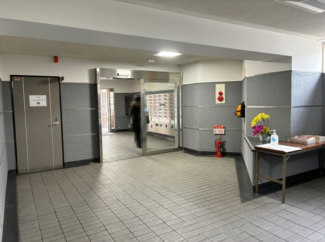 共有部エントランス