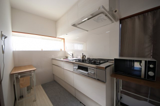 リフォームされたシステムキッチン