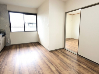 【居間・リビング】