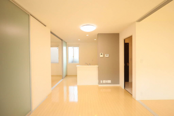 【居間・リビング】