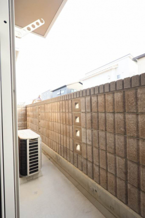 【バルコニー】