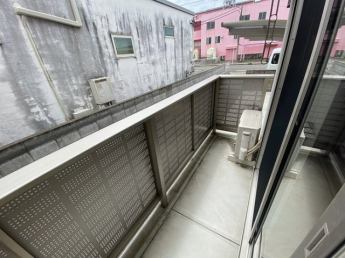 【バルコニー】