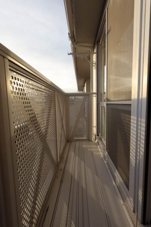 【バルコニー】