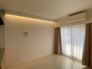 【居間・リビング】