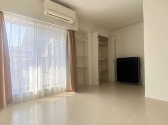 【居間・リビング】