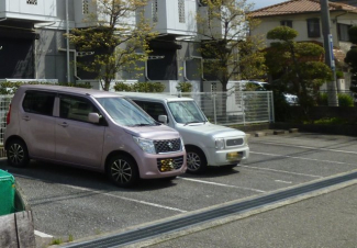 【駐車場】