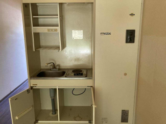 電気コンロ・電気温水器