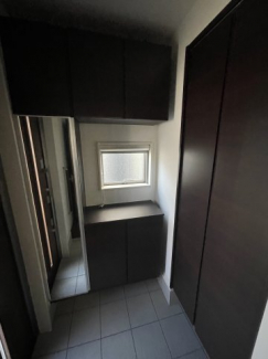 シューズボックスが上下にあるため多くの靴が収納できます