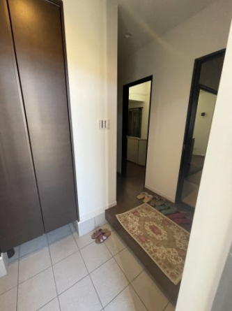 クロークがあるためアウトドア用品やベビーカーなど外で使う物を収納できます