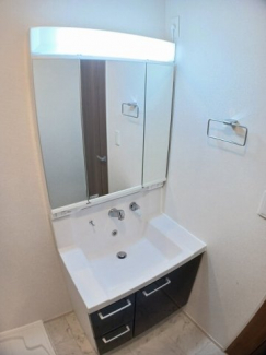 【洗面所】