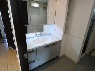 【独立洗面所】