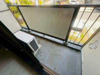 【バルコニー】